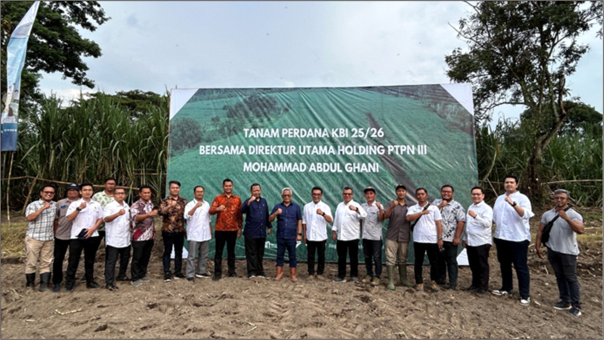 Kunjungan Kerja dan Tanam Perdana Dirut Holding PTPN III (Persero) ke PTPN I Regional 4